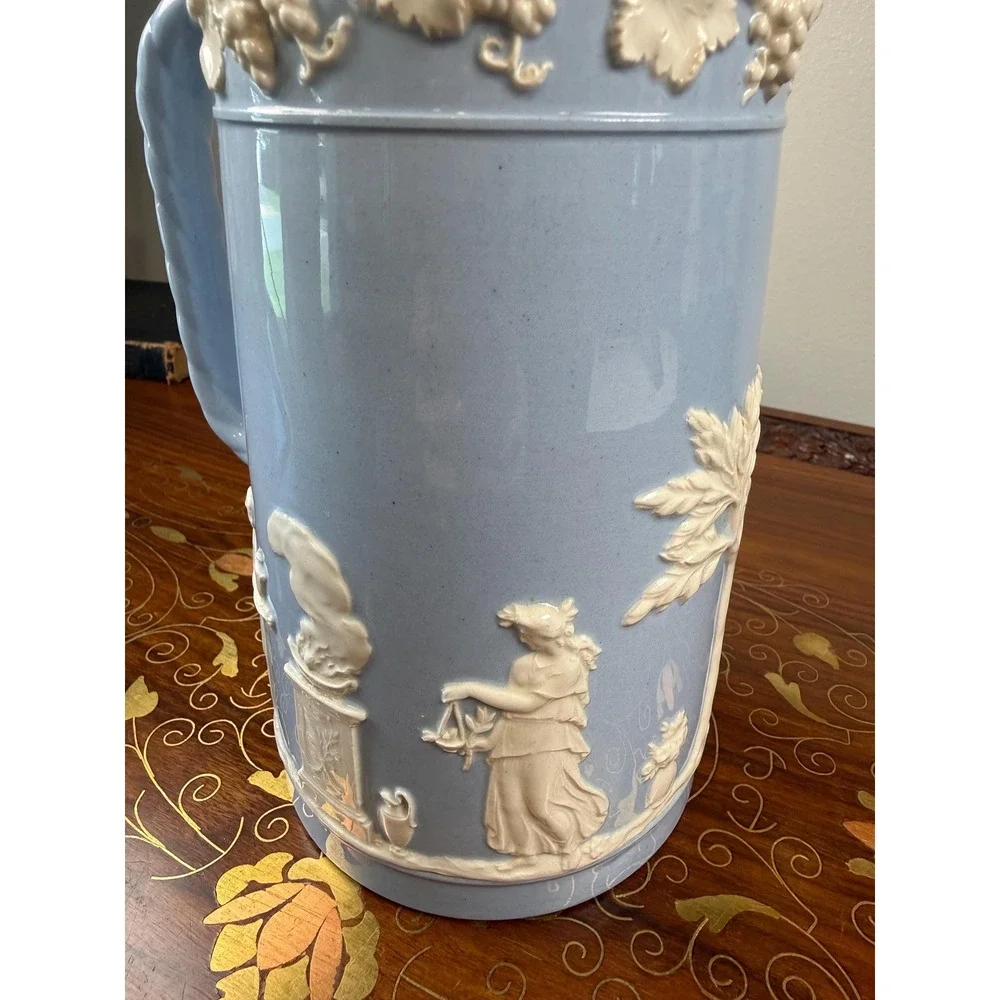 Vintage Wedgwood Queen's Ware Pitcher 7